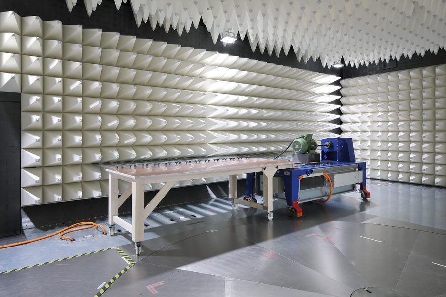 Frankonia EDTC-BB chamber with EMC BlueBox